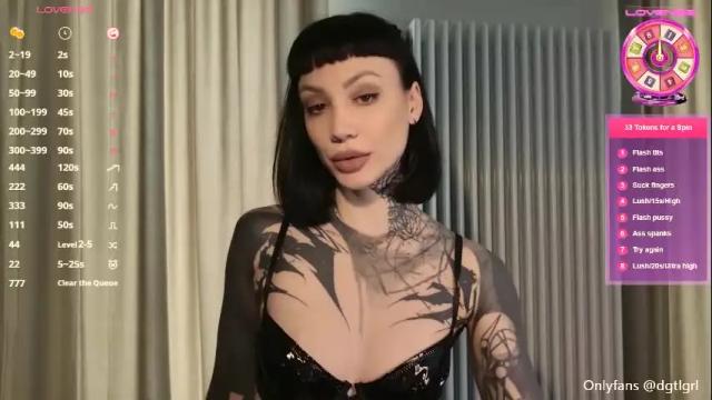 Image 6 of sashaaalovee Stream on Chaturbate on 24 days ago