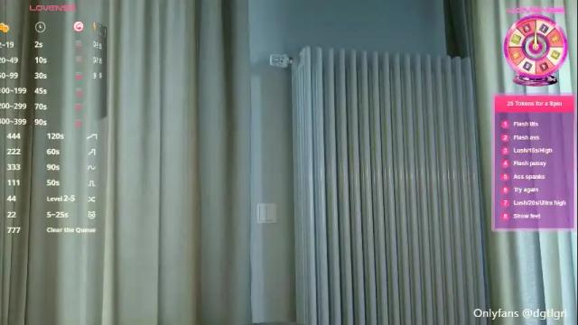 Image 8 of sashaaalovee Stream on Chaturbate on 13 days ago