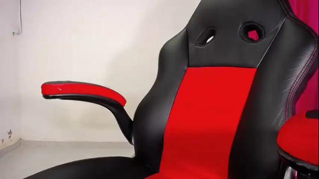 Image 7 of sashabreck1 Stream on Chaturbate on 2 months ago