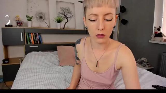 Image 2 of sashaevans_ Stream on Chaturbate on 15 months ago