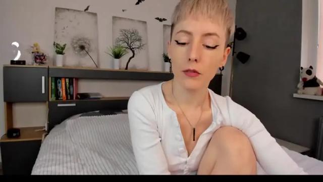 Image 3 of sashaevans_ Stream on Chaturbate on 15 months ago