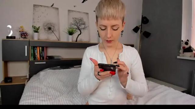 Image 4 of sashaevans_ Stream on Chaturbate on 15 months ago