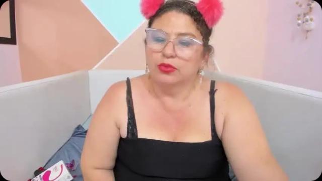 Image 3 of sashagreys1 Stream on Chaturbate on 13 months ago