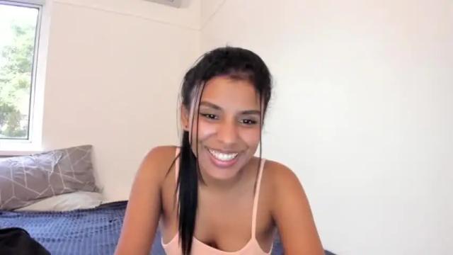 Image 4 of sashajones5 Stream on Chaturbate on 14 months ago