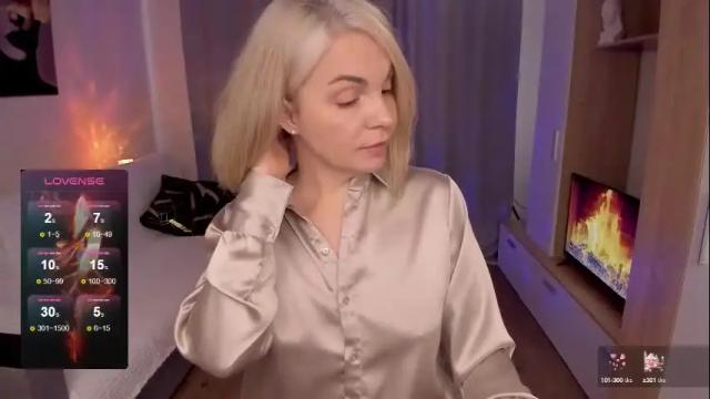 Image 3 of sashami11er Stream on Chaturbate on 1 month ago