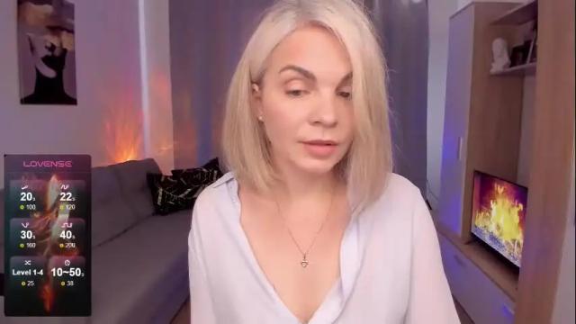 Image 2 of sashami11er Stream on Chaturbate on 3 days ago