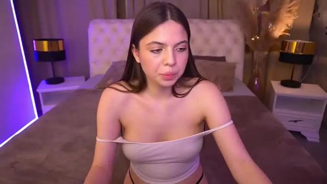 Image 2 of sashamyluv Stream on Chaturbate on 15 months ago