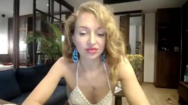 Image 12 of sashasweetsasha Stream on Chaturbate on 15 months ago