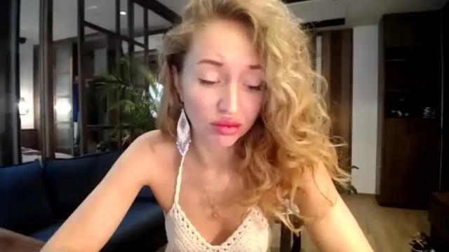 Image 10 of sashasweetsasha Stream on Chaturbate on 15 months ago