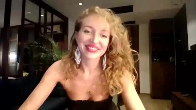 Image 12 of sashasweetsasha Stream on Chaturbate on 14 months ago