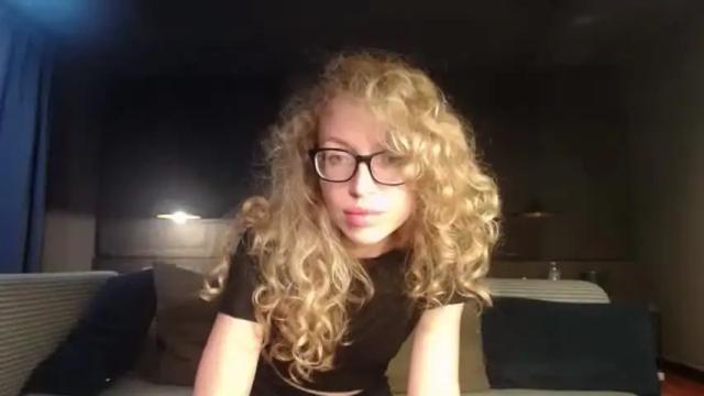 Image 8 of sashasweetsasha Stream on Chaturbate on 10 days ago