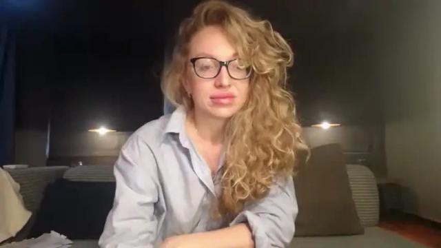 Image 6 of sashasweetsasha Stream on Chaturbate on 3 months ago