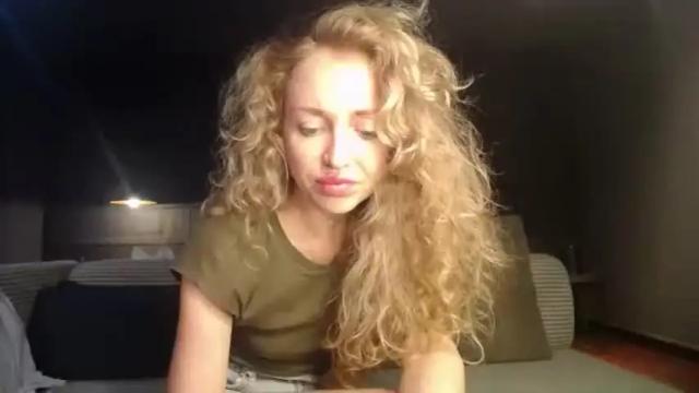 Image 7 of sashasweetsasha Stream on Chaturbate on 3 months ago