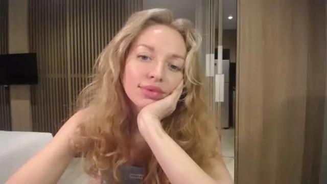 Image 4 of sashasweetsasha Stream on Chaturbate on 5 days ago