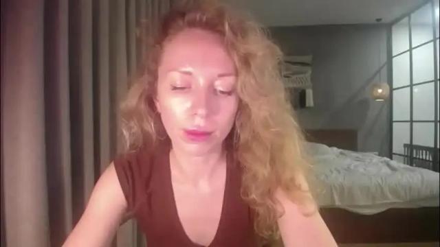 Image 3 of sashasweetsasha Stream on Chaturbate on 1 month ago