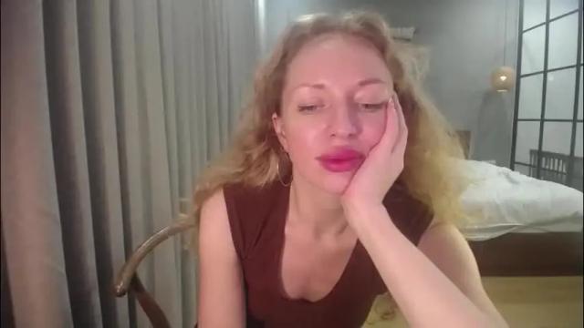 Image 6 of sashasweetsasha Stream on Chaturbate on 1 month ago