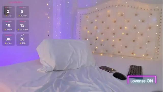 Image 2 of saskia_secret Stream on Chaturbate on 18 days ago