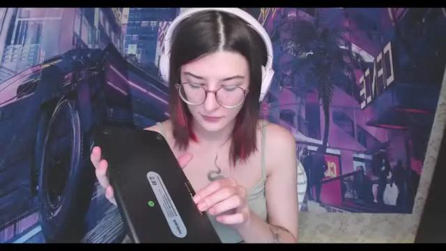 Thumbnail 3, sasniesasi_24lvl's Stream at Chaturbate, 17 months ago