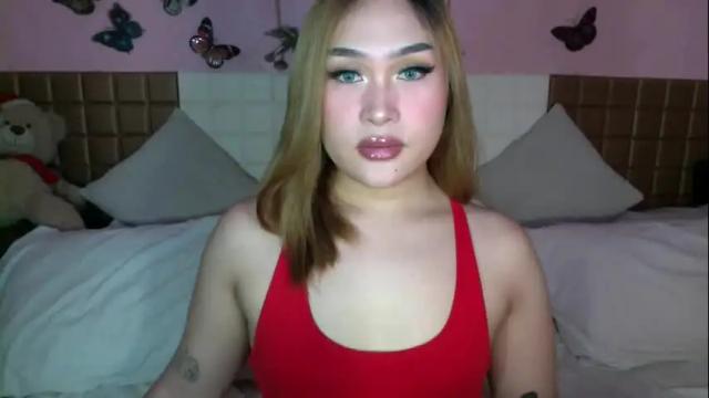 Image 3 of sassy_sarah19 Stream on Chaturbate on 1 month ago