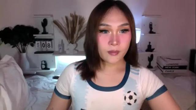 Image 6 of sassy_sarah19 Stream on Chaturbate on 1 month ago