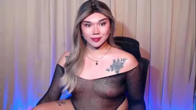 Image 12 of sassyffyra69 Stream on Chaturbate on 1 month ago