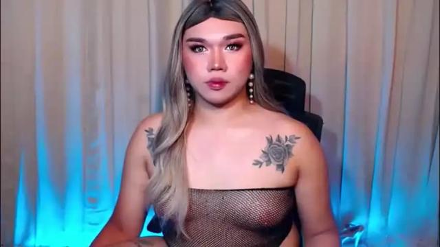 Image 3 of sassyffyra69 Stream on Chaturbate on 2 months ago