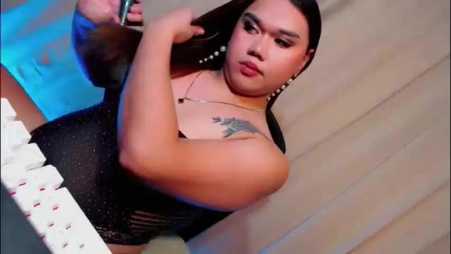 Image 7 of sassyffyra69 Stream on Chaturbate on 27 days ago
