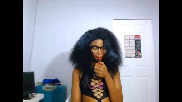 Image 10 of sasyylissaa Stream on Chaturbate on 5 months ago