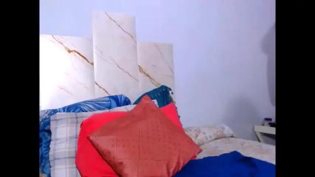 Image 2 of sasyylissaa Stream on Chaturbate on 4 months ago