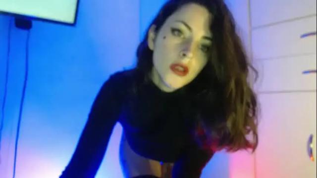 Image 3 of satansbabenia_v Stream on Chaturbate on 1 month ago