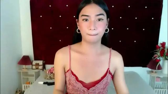 Image 2 of satiable_sashax Stream on Chaturbate on 4 months ago