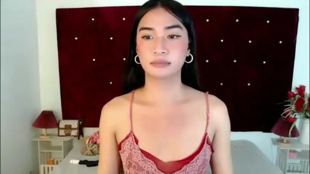 Image 3 of satiable_sashax Stream on Chaturbate on 4 months ago