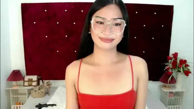 Image 7 of satiable_sashax Stream on Chaturbate on 3 months ago