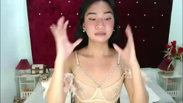 Image 7 of satiable_sashax Stream on Chaturbate on 3 months ago