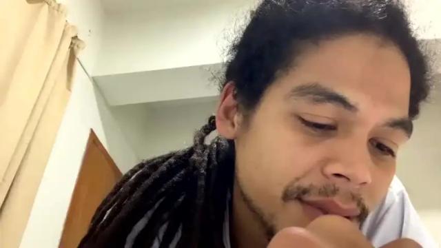 Image 8 of sativaeindica Stream on Chaturbate on 19 months ago