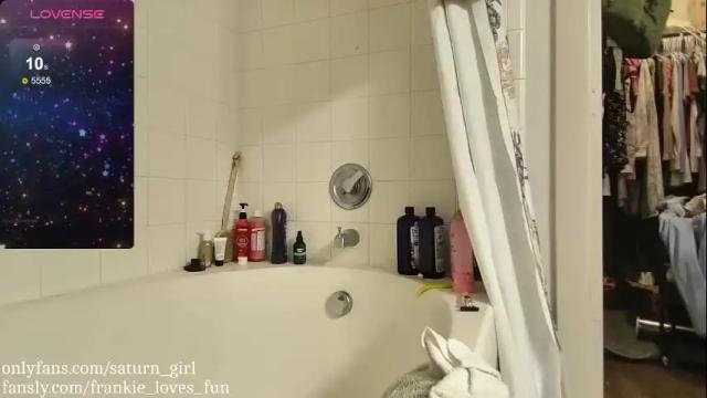 Image 3 of saturnine_princess Stream on Chaturbate on 1 month ago