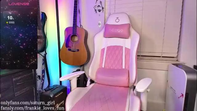 Image 7 of saturnine_princess Stream on Chaturbate on 2 days ago