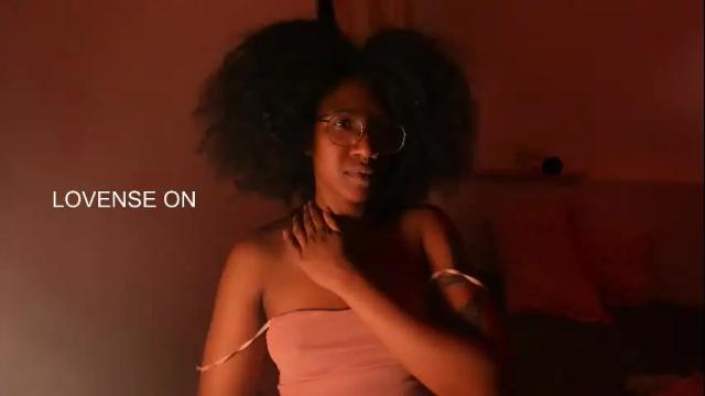 Image 12 of saturno_vibes Stream on Chaturbate on 3 days ago