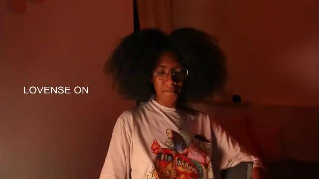 Image 4 of saturno_vibes Stream on Chaturbate on 3 days ago