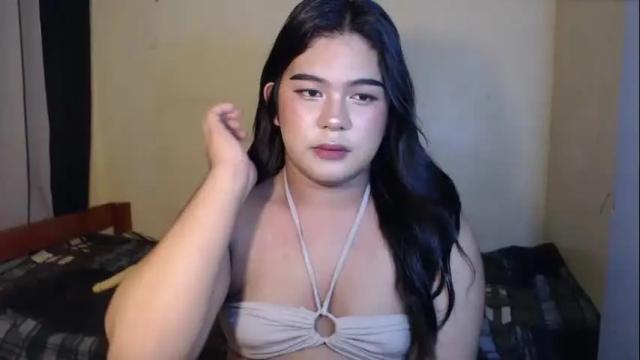 Image 8 of saucey_rhed Stream on Chaturbate on 1 month ago