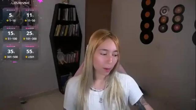 Thumbnail 1, saucy_jenn1's Stream at Chaturbate, 2 months ago