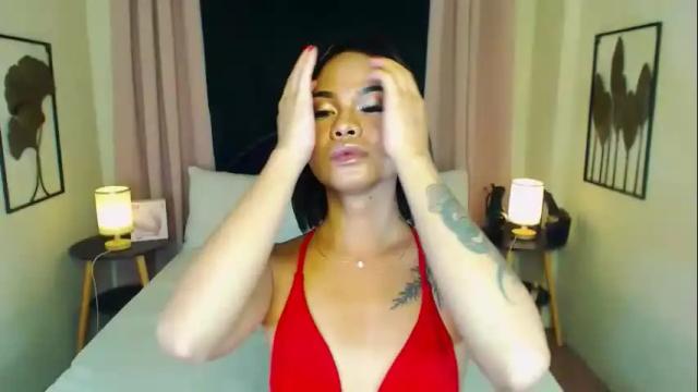 Image 6 of saucyfoxhugecock Stream on Chaturbate on 4 months ago