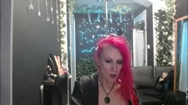 Image 8 of saucysky Stream on Chaturbate on 1 month ago