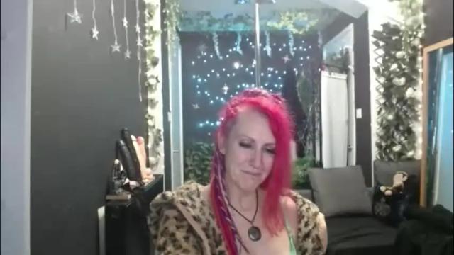 Image 10 of saucysky Stream on Chaturbate on 1 month ago