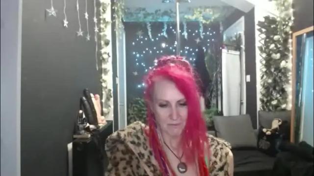 Image 4 of saucysky Stream on Chaturbate on 1 month ago