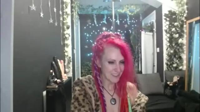 Image 6 of saucysky Stream on Chaturbate on 1 month ago