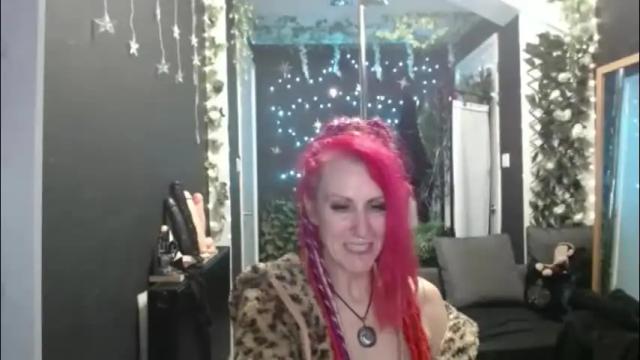 Image 7 of saucysky Stream on Chaturbate on 1 month ago