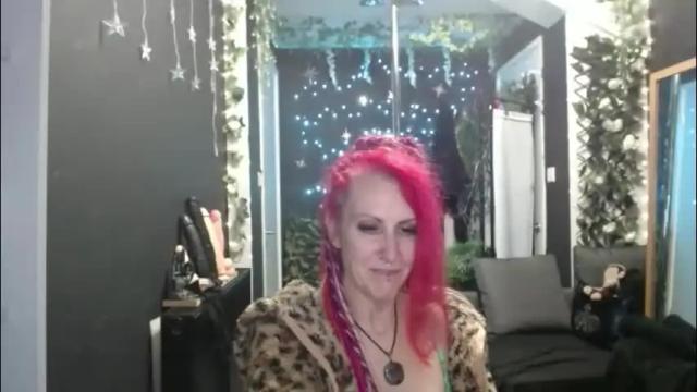 Thumbnail 3, saucysky's Stream at Chaturbate, 1 month ago