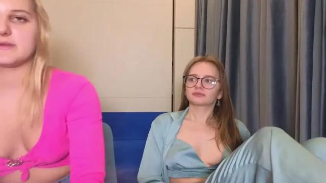 Image 3 of sav_anna Stream on Chaturbate on 16 months ago