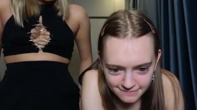 Image 10 of sav_anna Stream on Chaturbate on 14 months ago